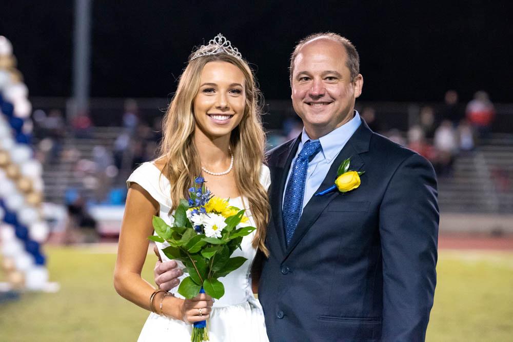 2020 Episcopal Homecoming Queen and King, Episcopal